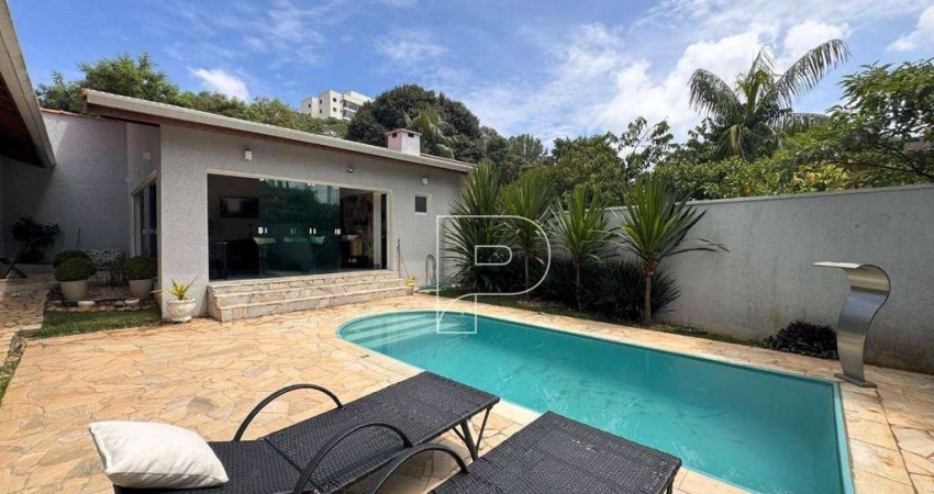 Casa de Condomínio para venda em Granja Viana de 420.00m² com 3 Quartos, 1 Suite e 5 Garagens