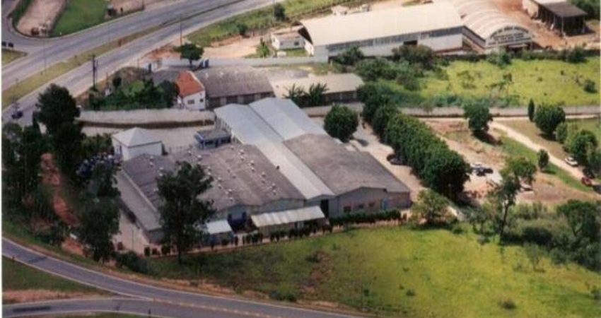 Galpão / Depósito / Armazém para venda em Iporanga de 34500.00m² com 1 Garagem