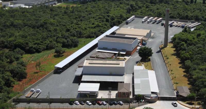 Galpão / Depósito / Armazém para venda e aluguel em Iporanga de 5200.00m²