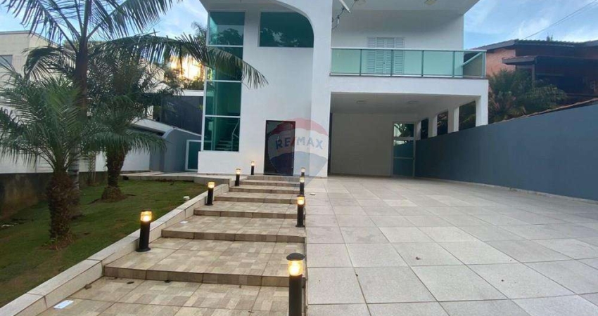 Casa de Condomínio para alugar em Cidade Parquelandia de 300.00m² com 3 Quartos, 1 Suite e 6 Garagens