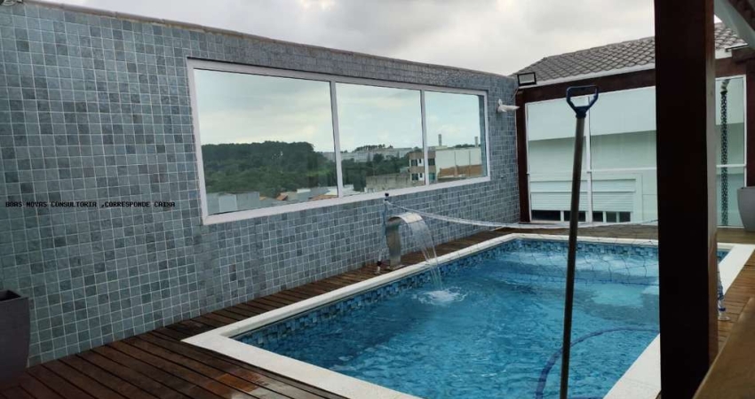 Sobrado para venda em Residencial E Comercial Guarulhos de 450.00m² com 4 Quartos, 1 Suite e 2 Garagens