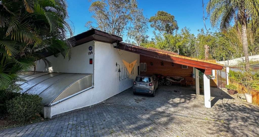 Casa para venda e aluguel em Jardim Santa Izabel de 400.00m² com 3 Quartos, 1 Suite e 2 Garagens