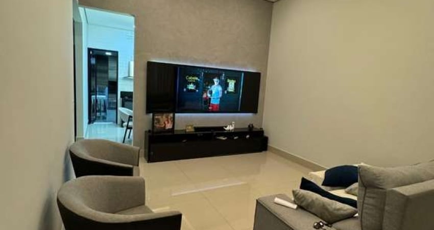 Casa para venda em Jardim Altos Do Klavin de 110.00m² com 3 Quartos, 1 Suite e 3 Garagens