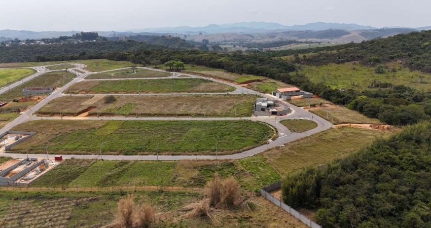 Terreno para venda em Vale Dos Cristais de 250.00m²