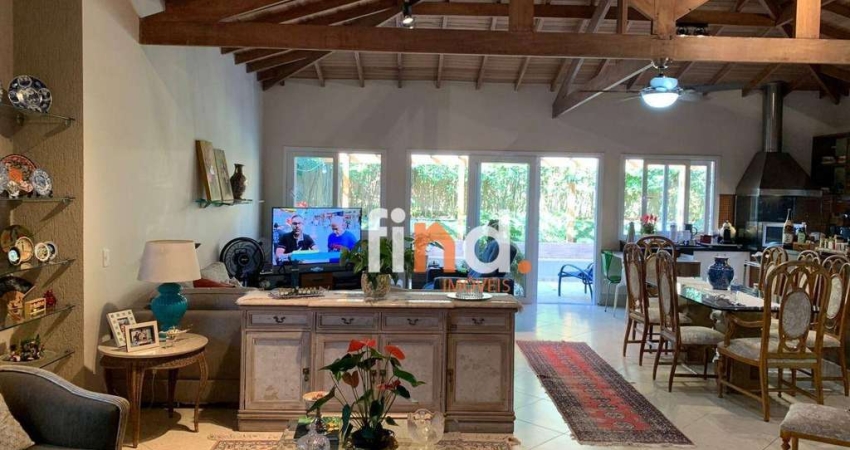 Casa de Condomínio para venda em São Paulo Ll - Granja Viana de 220.00m² com 3 Quartos, 3 Suites e 4 Garagens