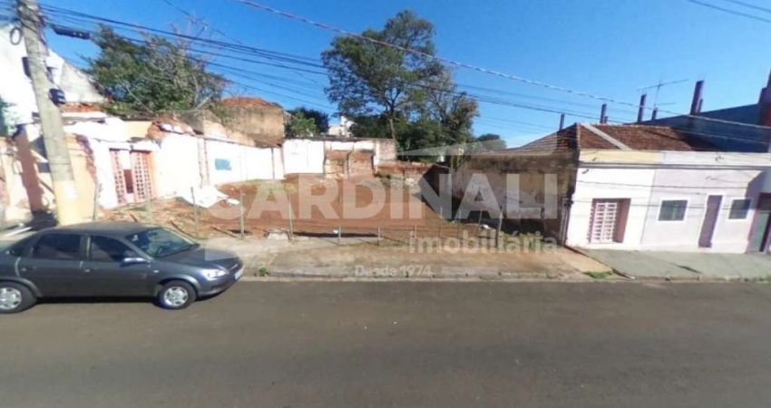 Terreno para venda em Centro de 313.00m²