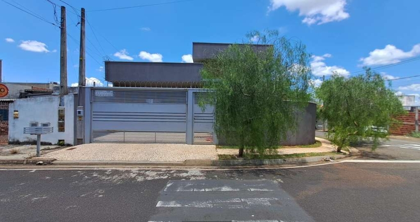 Casa para venda em Parque Das Amoras Ii de 145.00m² com 3 Quartos, 1 Suite e 2 Garagens