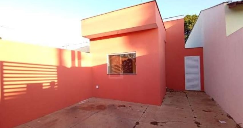 Casa para venda e aluguel em Chácaras Tv de 60.00m² com 2 Quartos e 1 Garagem