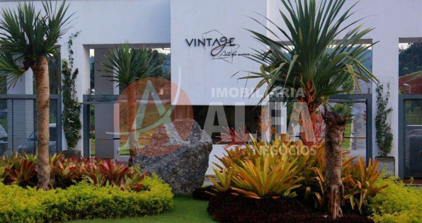 Casa para venda em Paisagem Renoir de 342.00m² com 4 Quartos, 4 Suites e 6 Garagens