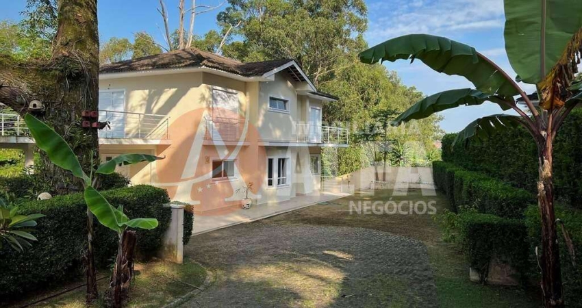 Casa para venda em Chácara Santa Lúcia de 380.00m² com 4 Quartos, 2 Suites e 4 Garagens