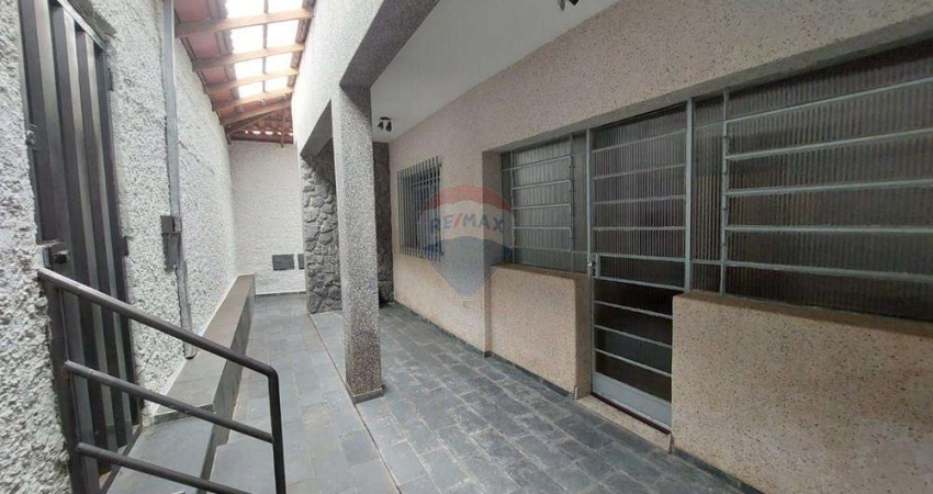 Prédio Comercial para alugar em Boa Vista de 272.00m² com 4 Quartos, 1 Suite e 4 Garagens