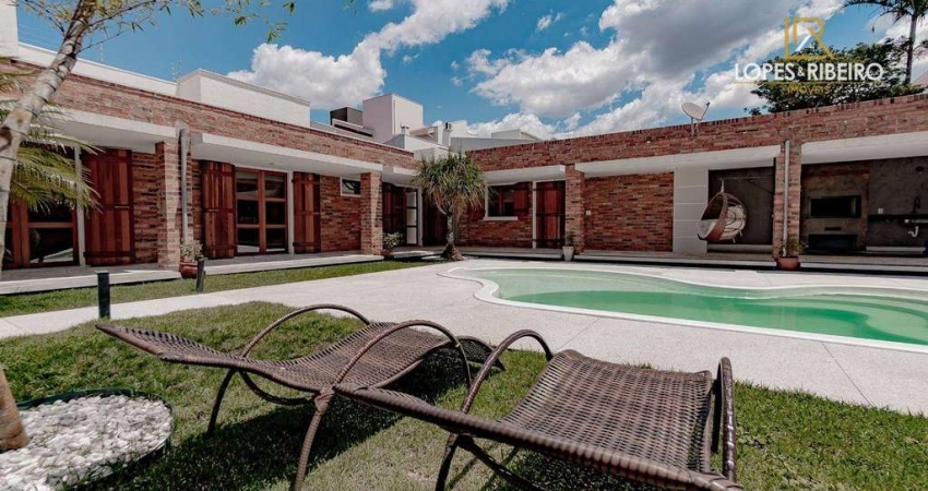 Casa de Condomínio para venda em Colinas Do Paraíso de 334.00m² com 5 Quartos, 3 Suites e 4 Garagens