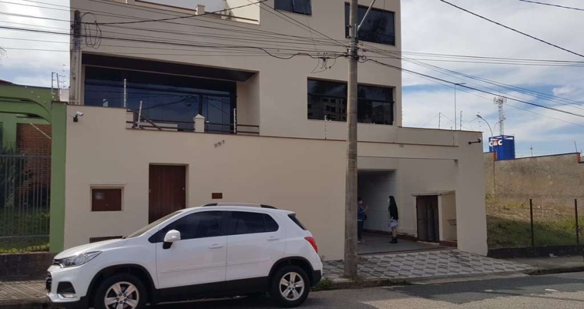 Sobrado para alugar em Jardim Santa Rosália de 492.00m² com 5 Quartos e 1 Suite