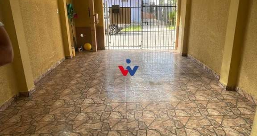 Sobrado para venda em Campo De Santana de 90.00m² com 2 Quartos e 2 Garagens