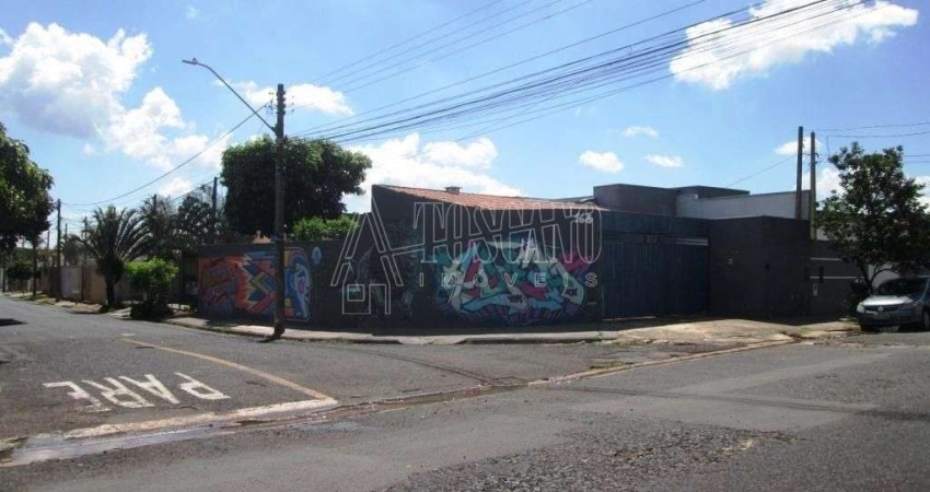 Casa para venda em Jardim Indaiá de 139.00m² com 3 Quartos e 3 Garagens