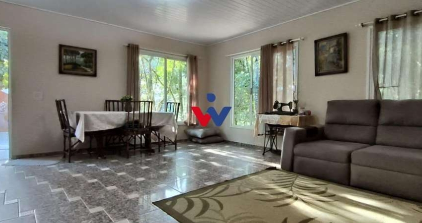 Casa para venda em Cascatinha de 300.00m² com 3 Quartos e 2 Garagens