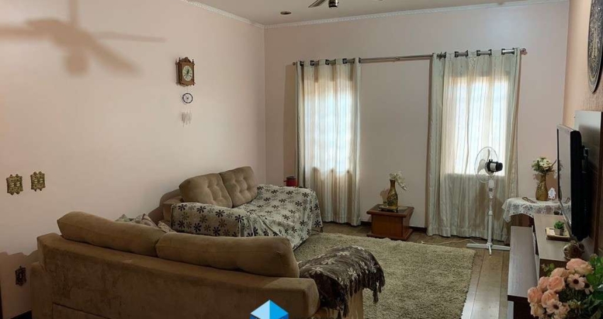 Casa para venda em Boa Vista de 288.28m² com 3 Quartos, 1 Suite e 4 Garagens