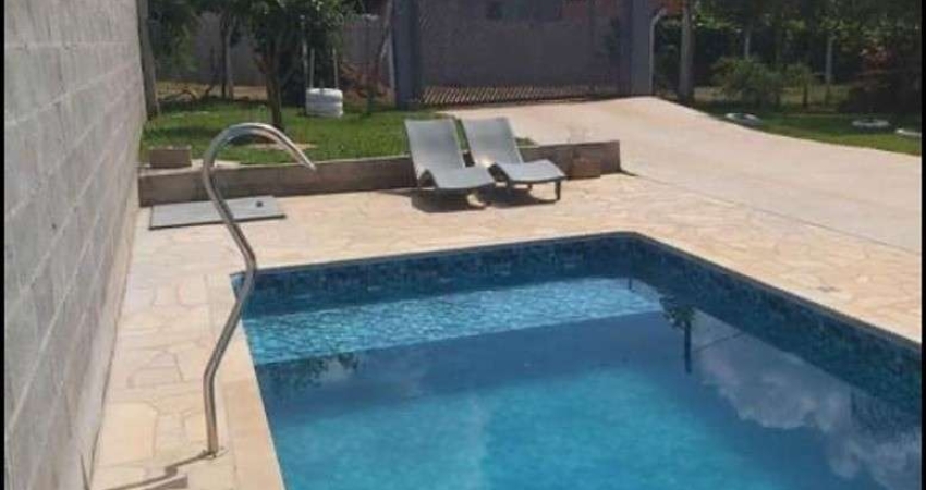 Chácara para venda em Bairro Dos Pires de 250.00m² com 3 Quartos, 1 Suite e 4 Garagens