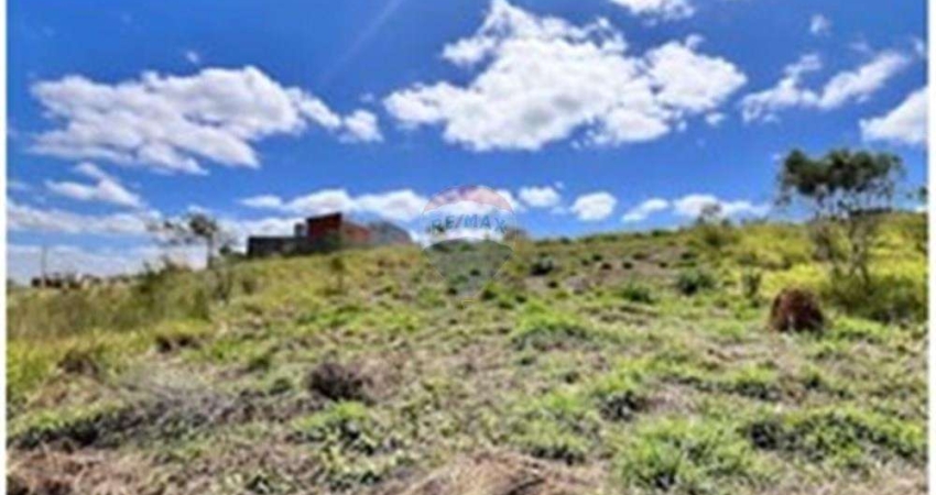 Terreno à venda no Centro, Capela do Alto 