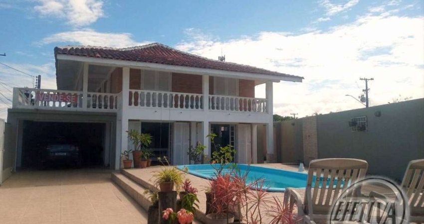 Casa para venda em Guaratuba de 280.00m² com 4 Quartos, 1 Suite e 4 Garagens