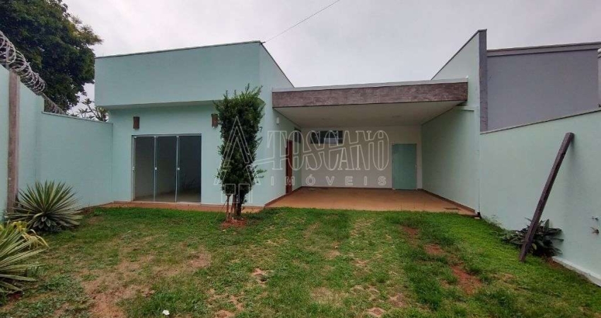 Casa para venda em Jardim Dos Flamboyants de 182.00m² com 3 Quartos, 1 Suite e 4 Garagens