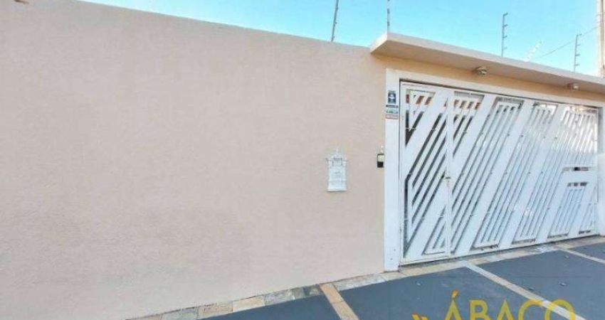 Casa para venda em Jardim Acapulco de 248.00m² com 3 Quartos, 1 Suite e 2 Garagens