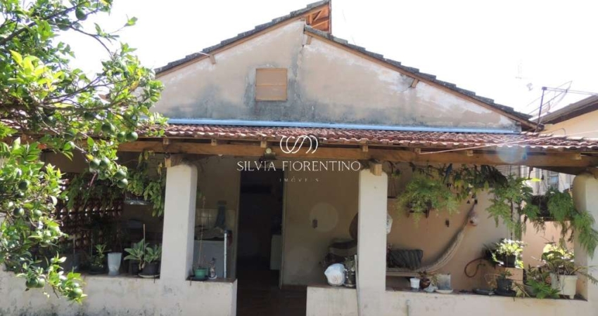 Casa para venda em Chácara Santa Luzia de 300.00m² com 3 Quartos e 2 Garagens
