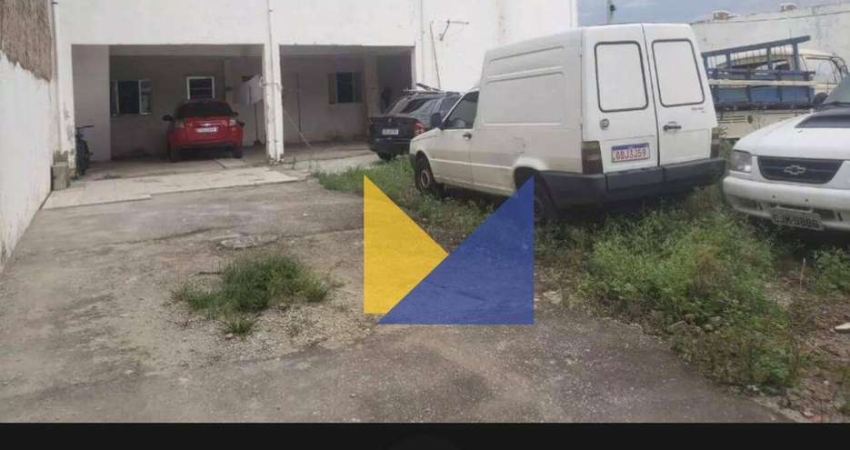 Casa para venda em Jardim Álamo de 326.00m² com 4 Quartos e 6 Garagens