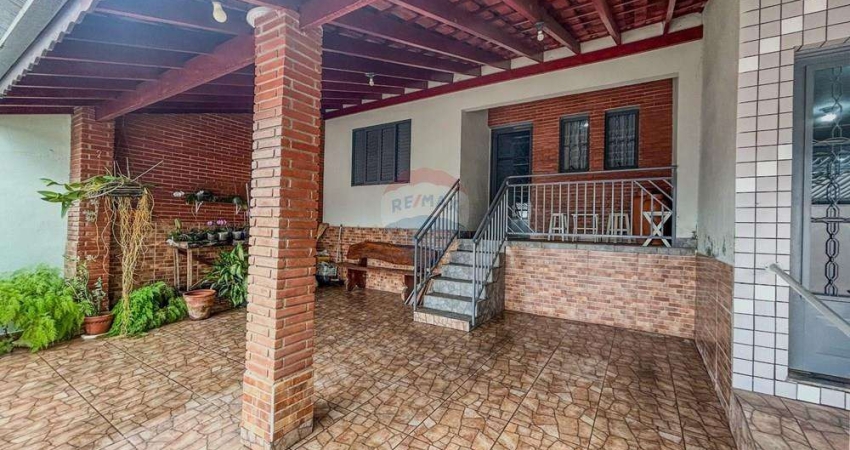 Casa para venda em Vila São José de 231.61m² com 4 Quartos e 3 Garagens