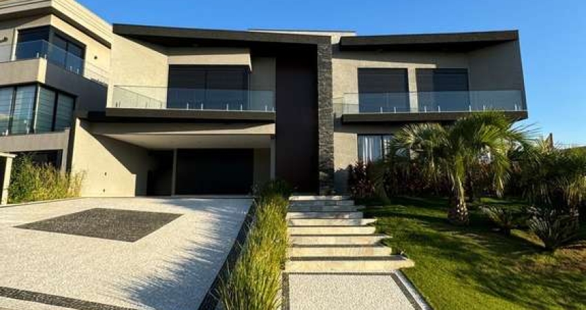Casa para venda e aluguel em Alphaville de 717.00m² com 4 Quartos, 4 Suites e 6 Garagens