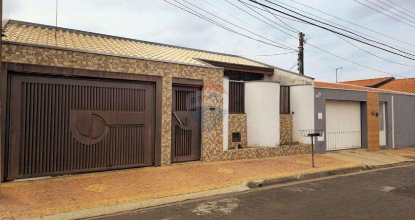 Casa para venda em Jardim Santa Marta de 106.00m² com 4 Quartos e 3 Garagens