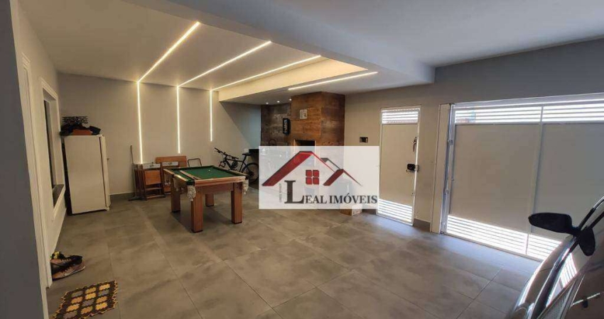 Casa para venda em Parque Capuava de 215.00m² com 3 Quartos, 1 Suite e 4 Garagens
