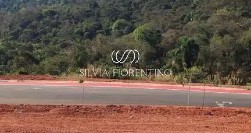 Terreno à venda na Avenida Virgilio Cardoso Pinna, 55, Piracangaguá II, Taubaté