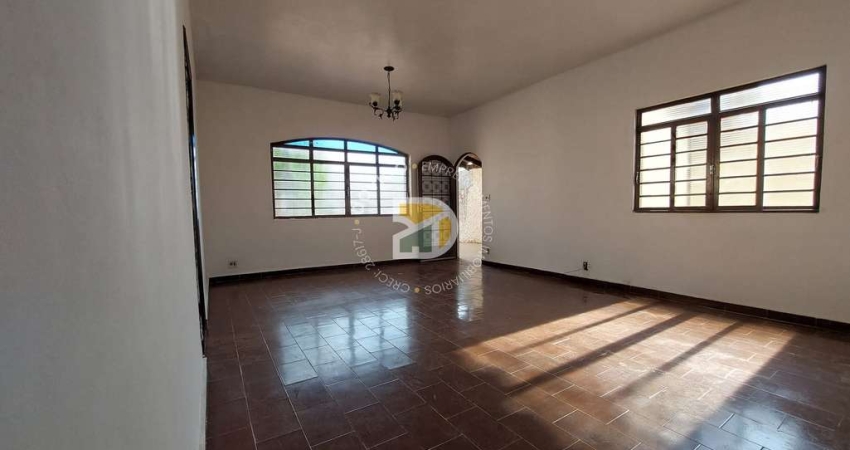Casa para venda em Jardim Itacolomi de 126.00m² com 2 Quartos e 2 Garagens