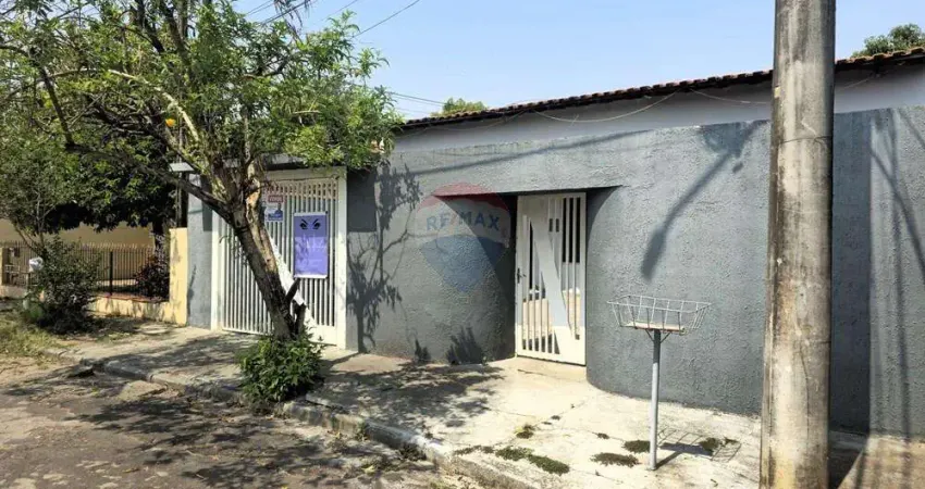 Casa para venda em Jardim Casa Grande de 160.00m² com 3 Quartos, 1 Suite e 4 Garagens