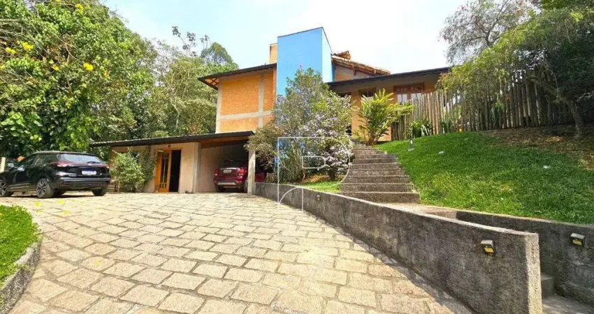 Casa de Condomínio para venda em Granja Viana de 261.00m² com 3 Quartos, 1 Suite e 6 Garagens