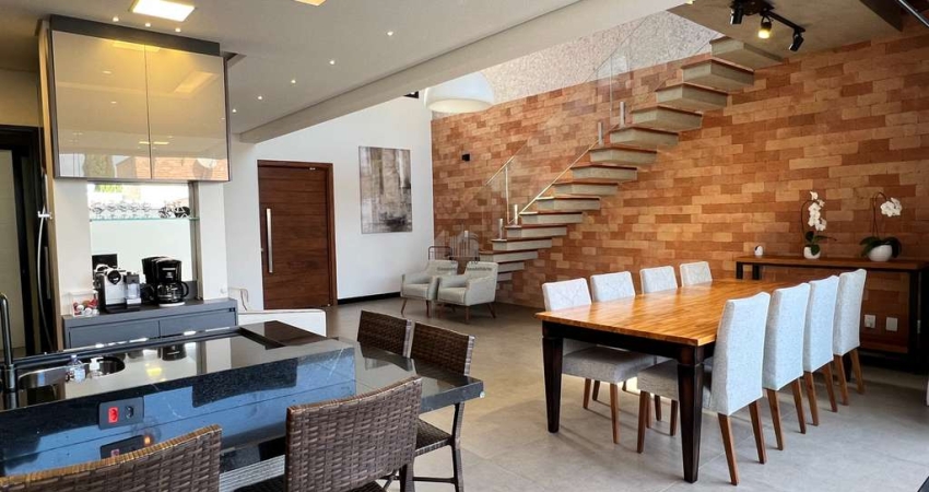 Casa para venda em Vila Capuava de 177.00m² com 3 Quartos, 1 Suite e 4 Garagens
