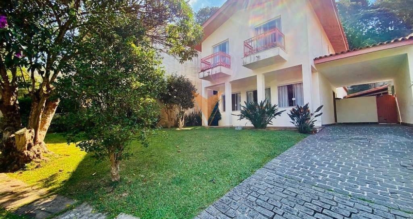 Casa para venda em Jardim Bolívia de 312.00m² com 4 Quartos, 2 Suites e 3 Garagens
