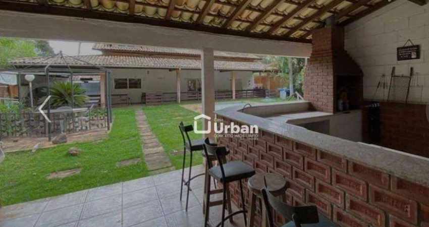Casa de Condomínio para venda em Fazendinha de 450.00m² com 5 Quartos, 3 Suites e 6 Garagens