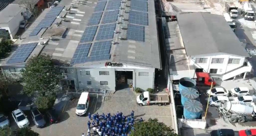 Galpão / Depósito / Armazém para venda e aluguel em Cidade Industrial de 3279.00m² com 59 Garagens