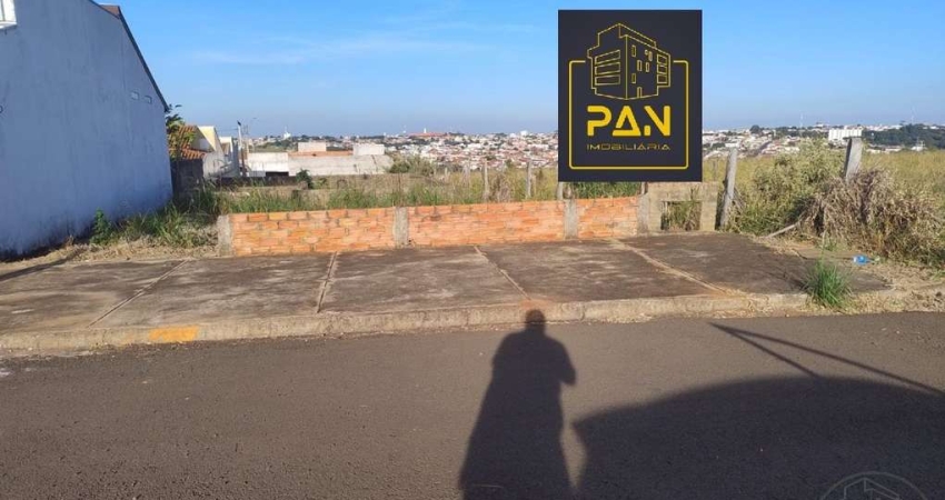 Terreno à venda no Jardim Cambuí, Botucatu 
