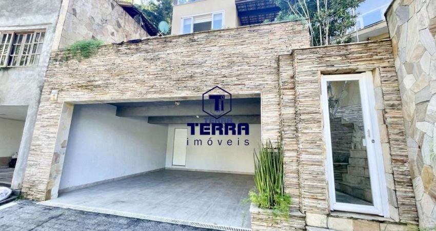 Casa para venda em Badu de 280.00m² com 6 Quartos, 5 Suites e 3 Garagens