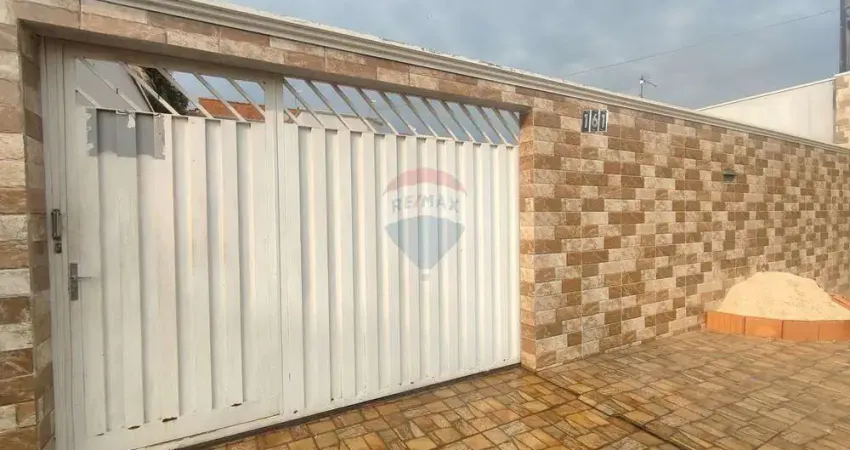 Casa para venda em Jardim Cristina de 145.00m² com 3 Quartos, 1 Suite e 2 Garagens
