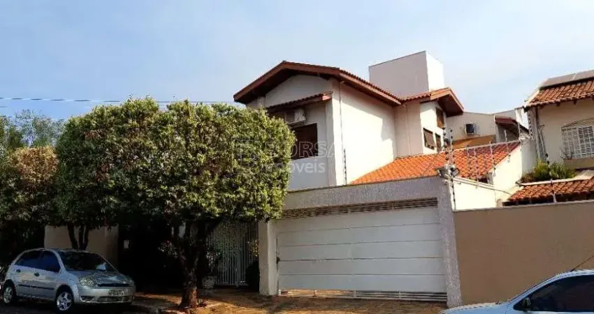 Sobrado para venda em Vila Harmonia de 328.00m² com 4 Quartos, 2 Suites e 4 Garagens