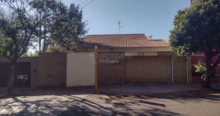 Casa para venda em Jardim Imperador de 214.00m² com 4 Quartos, 1 Suite e 4 Garagens
