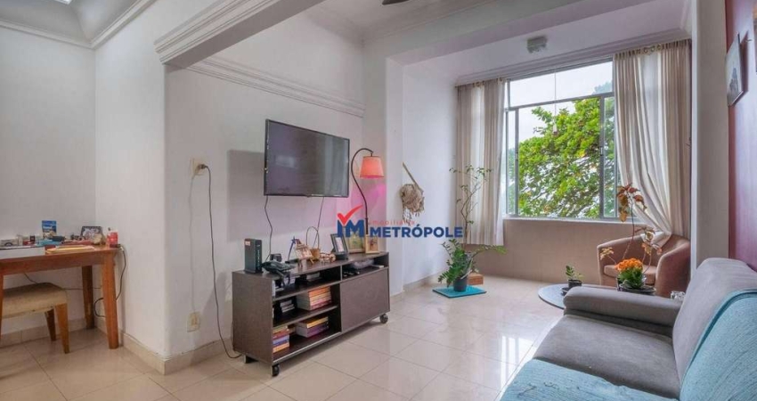 Apartamento para venda em Leme de 110.00m² com 3 Quartos, 1 Suite e 1 Garagem