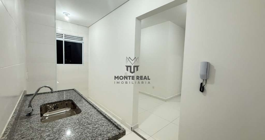Apartamento para venda em Lopes De Oliveira de 42.00m² com 2 Quartos e 1 Garagem