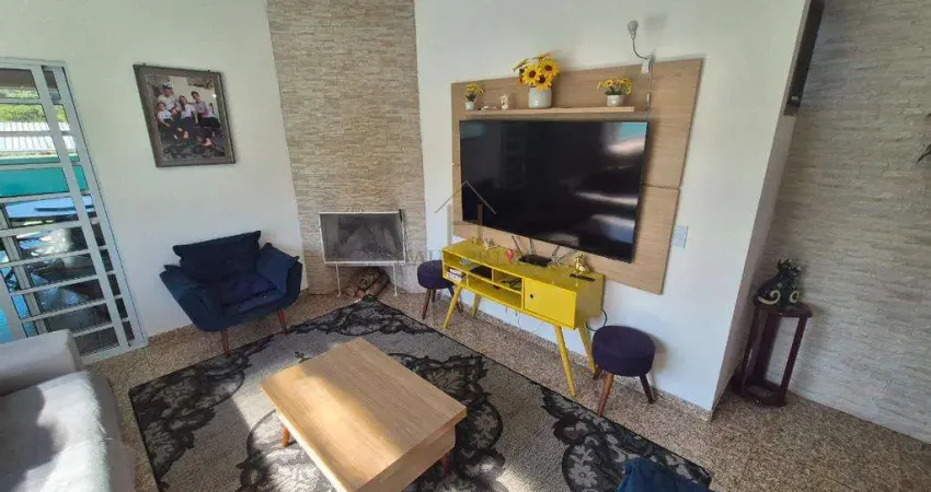 Casa para venda em Jardim Monte Verde (caucaia Do Alto) de 215.00m² com 3 Quartos, 1 Suite e 2 Garagens