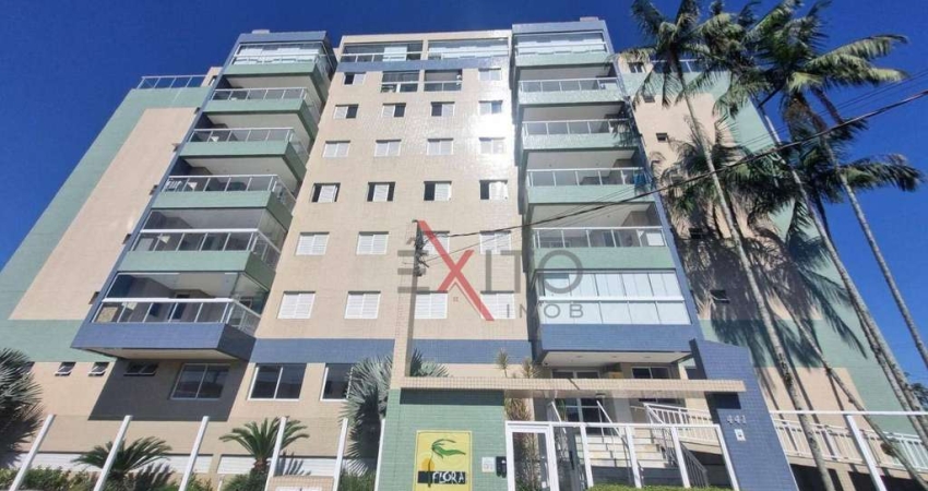 Apartamento para venda em Centro de 68.00m² com 2 Quartos, 1 Suite e 2 Garagens