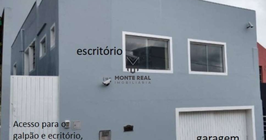 Galpão / Depósito / Armazém para venda e aluguel em Vila Dominguinho de 300.00m²